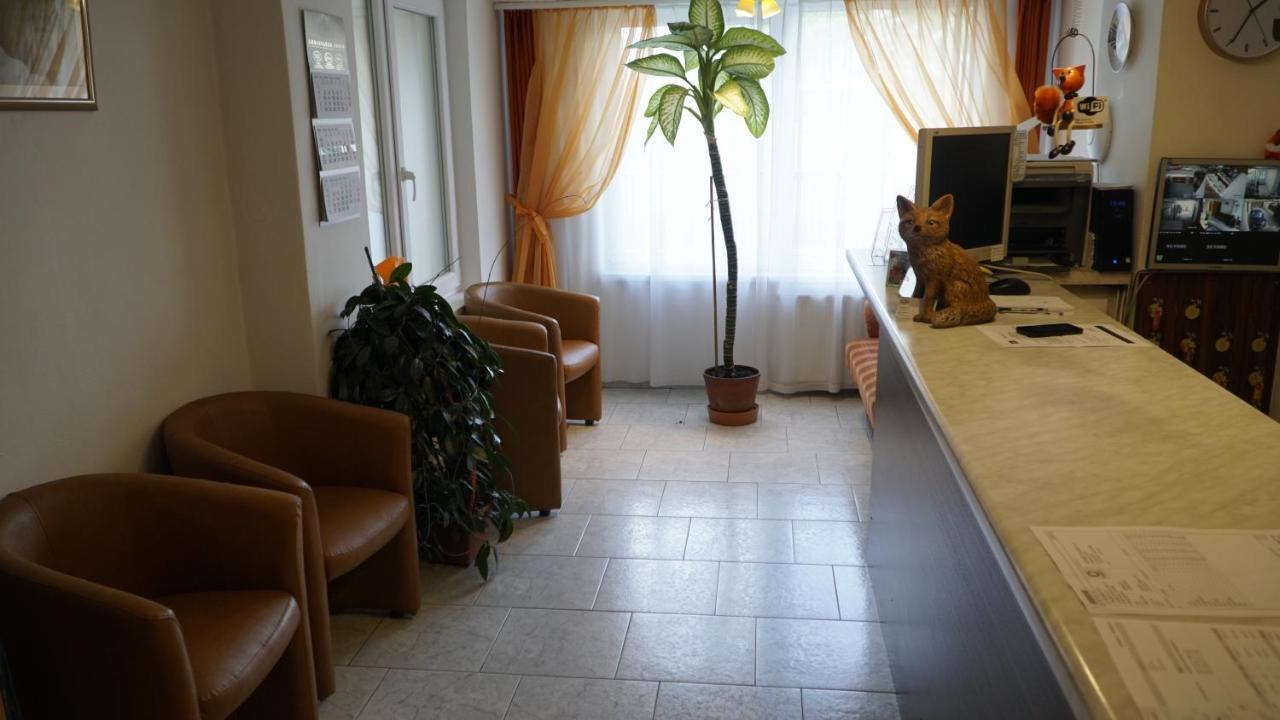 Pension Fox Πράγα Εξωτερικό φωτογραφία